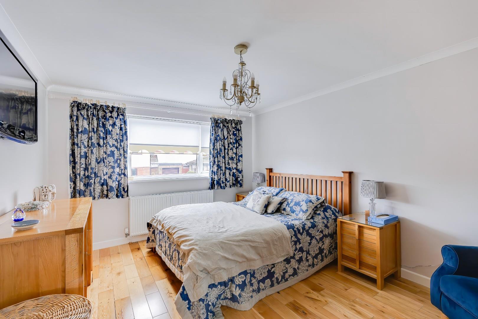 15 Hellas Drive, Barry, CF62 8AW